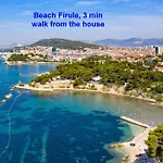 Villa Violeta With The Sea View, 3 Min Walk To The Beach