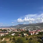 Apartment Deliri With Private Parking