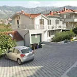 Click In Apartment Stobrec Next To Split