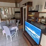 Misho Apartment With Terrace