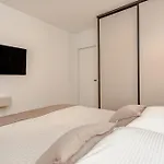 Stunning Designer Apartment Bella With Private Garage