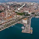 Split Central Luxury Studios