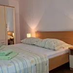Apartment Berekin