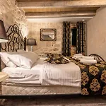 Historic Plaza Varos Split (Adults Only)