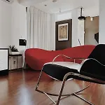 White Lotus - Luxury Apartment