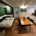 Db Interiors