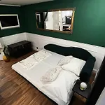 Db Interiors