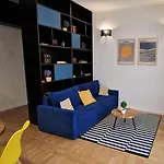 Happy Place Apartment