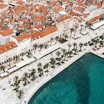 Central Split Haven