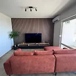 Chill Blue - Split Apartment