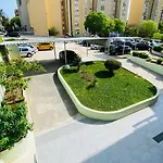 Apartmans And Rooms Madunic I
