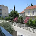 Split Holidays 5