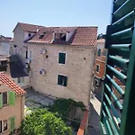 Boutique Apartment In The Old Town