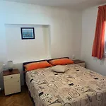 Three Bedroom Apartment Laura