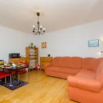 Big Apartman For2Or3Or4Or5