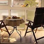 Apartment City Walk St - Comfort One Bedroom Apartment With Balcony And City View A2