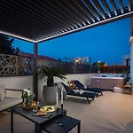 Luxury Apartment Silvery In Split Center With Jacuzzi, Sauna And Parking