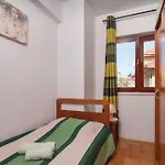 Lovely Apartment In Split With Wifi