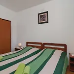 Lovely Apartment In Split With Wifi