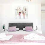 New Luxury 3-Bedroom Penthouse With Huge Terrace