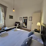 The Park Prestige Palace