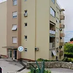 Champion Apartment