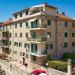 Elegantan Studio Apartment Split