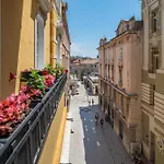 Monamel Luxury Suites