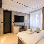 Riviera Suites