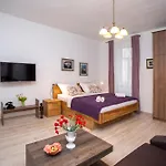 Apartment Mario