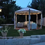 Holiday Home Darko - With Parking