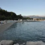 Holiday Home Darko - With Parking
