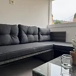 Apartman Tara