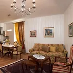 Apartments Tonis
