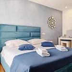 Kasa Rooms 1