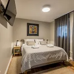 Green Oasis By Bacvice Beach, Private Parking & Garden - Casa Moro