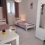 Summer Bay Apartments