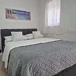 Room Near The Center