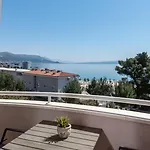 Big Modern Two - Bedroom Apartment With Sea View And Balcony - Spalato