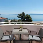 Big Modern Two - Bedroom Apartment With Sea View And Balcony - Spalato