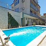 Villa Naomi