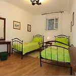 Apartment Zdrav - With Big Terrace
