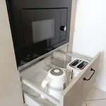 Bruno Split Centre Apartment And Room