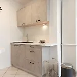 Bruno Split Centre Apartment And Room
