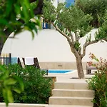 Apartments Villa Pjer