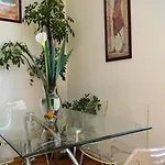 Luxurious Djuran Apartment