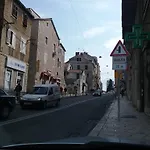 Apartment Dea II
