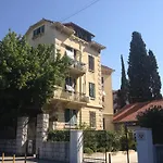 Apartment Sonata