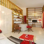 Kamenita Apartment