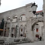 Mladena Apartment